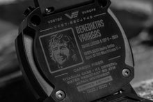 画像をギャラリービューアに読み込む, Benediktas Vanagas "Dakar" Edition VK67-650J740