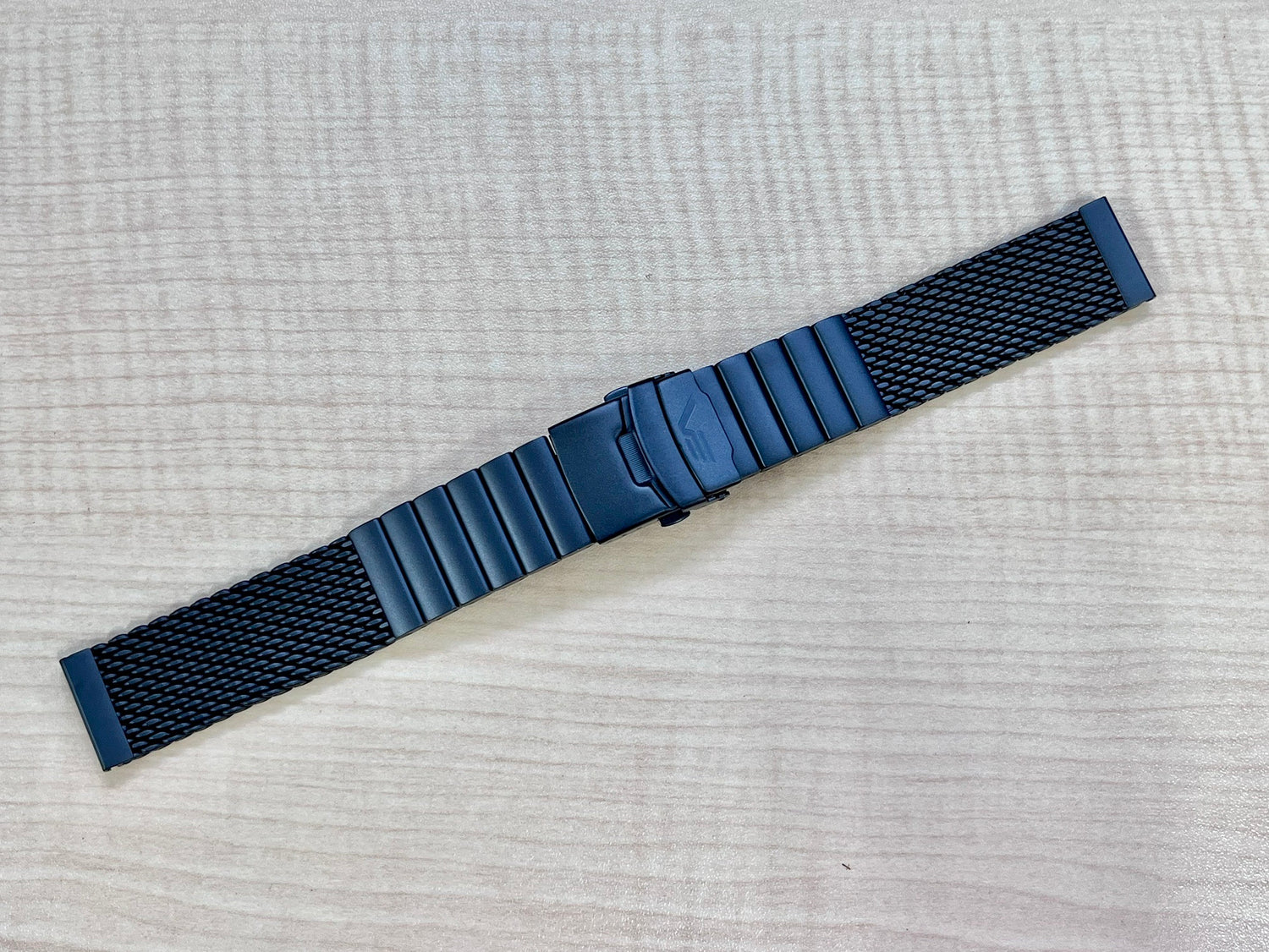 Expedition 22mm メッシュブレスレット