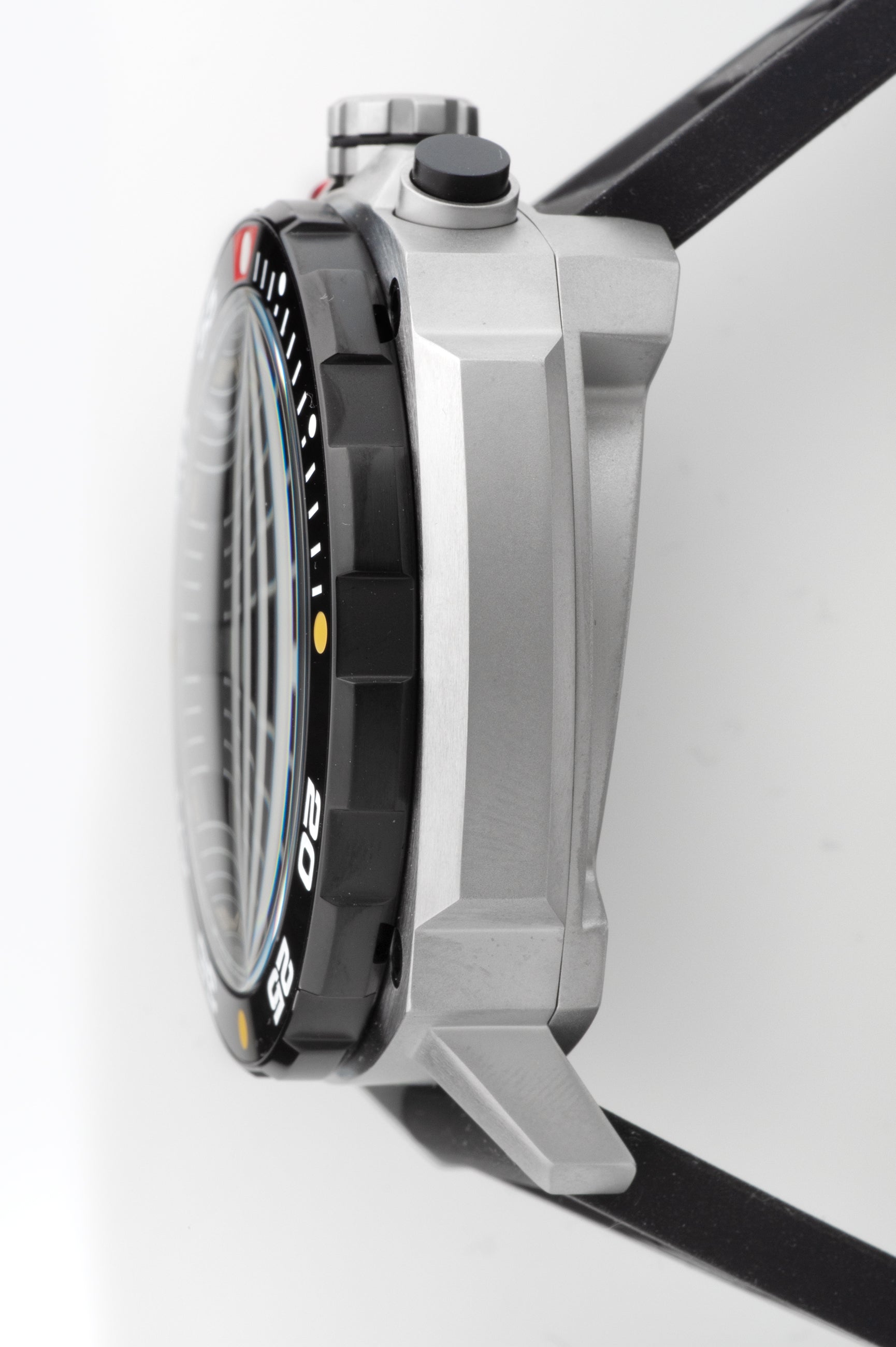 Systema Periodicum VK67-650E725 – vostok-europe-jp