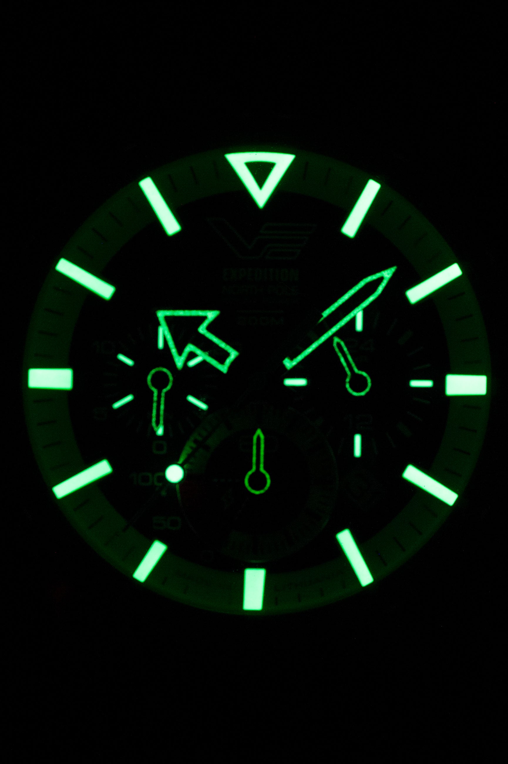 ソーラーパワークロノグラフ Expedition North Pole VR42-595A733